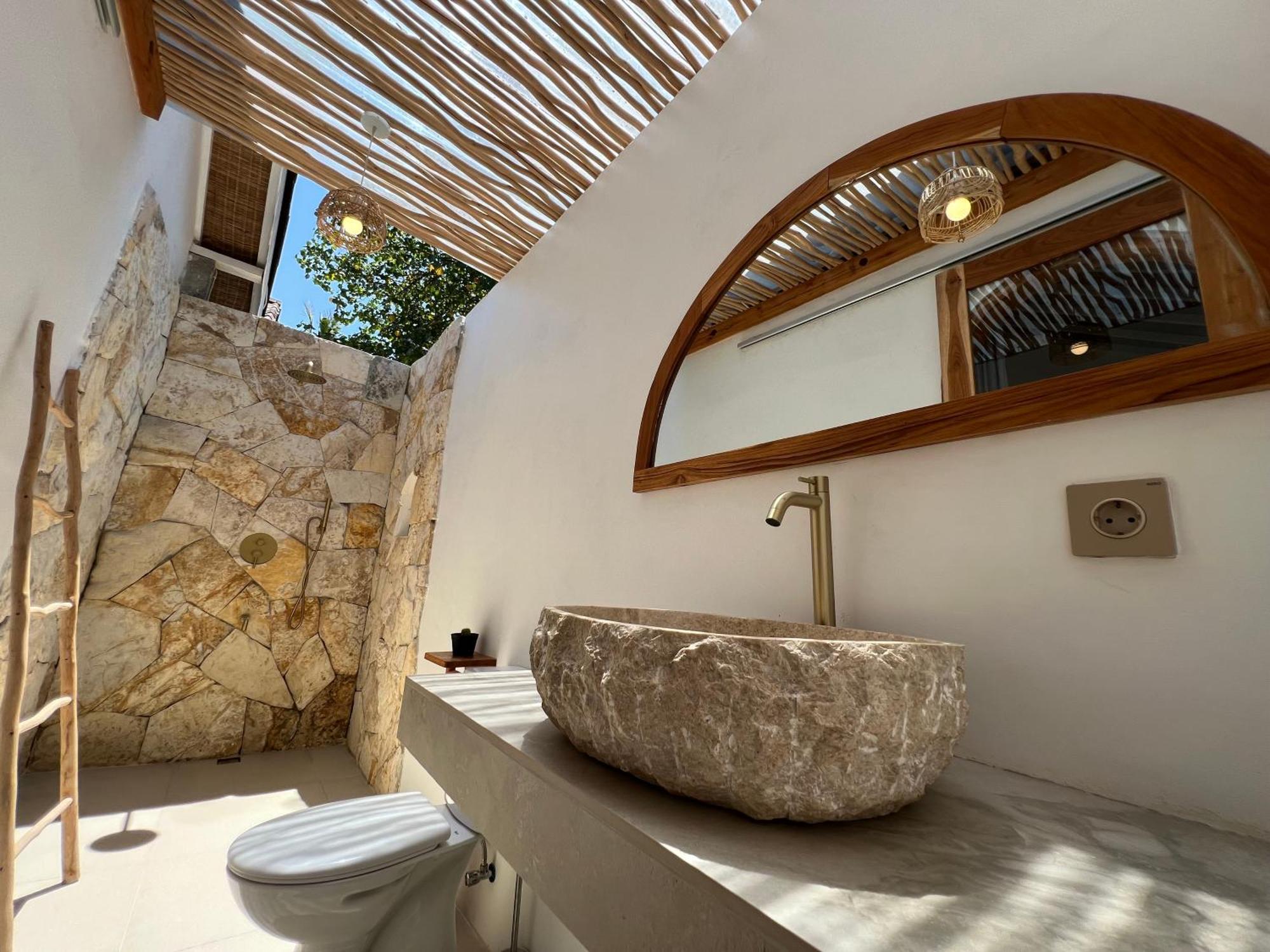 Rumah Canaria Bungalow Gili Trawangan Luaran gambar
