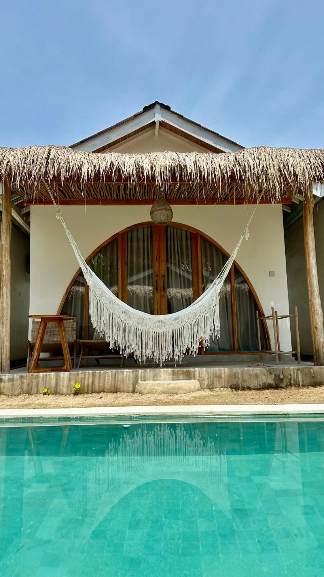 Rumah Canaria Bungalow Gili Trawangan Luaran gambar