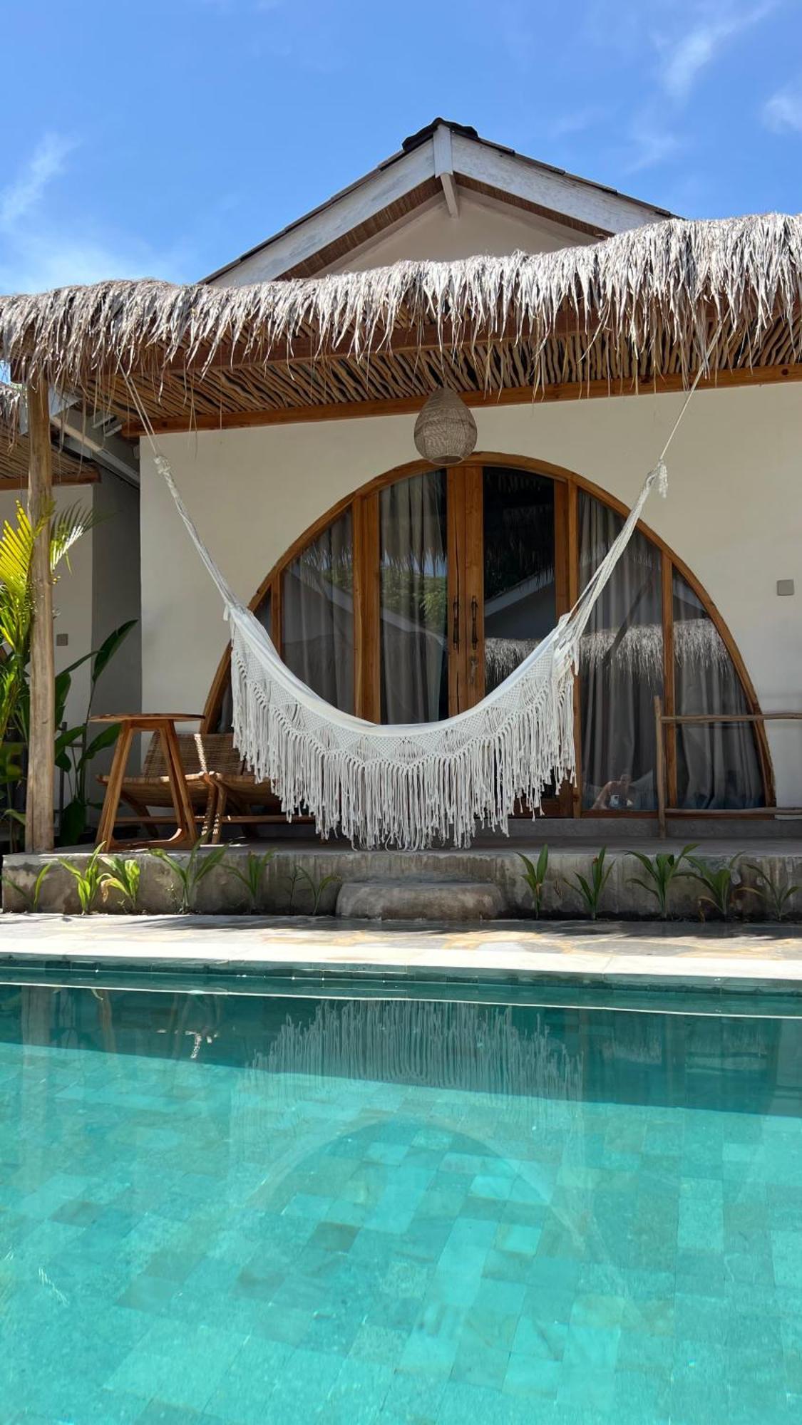 Rumah Canaria Bungalow Gili Trawangan Luaran gambar