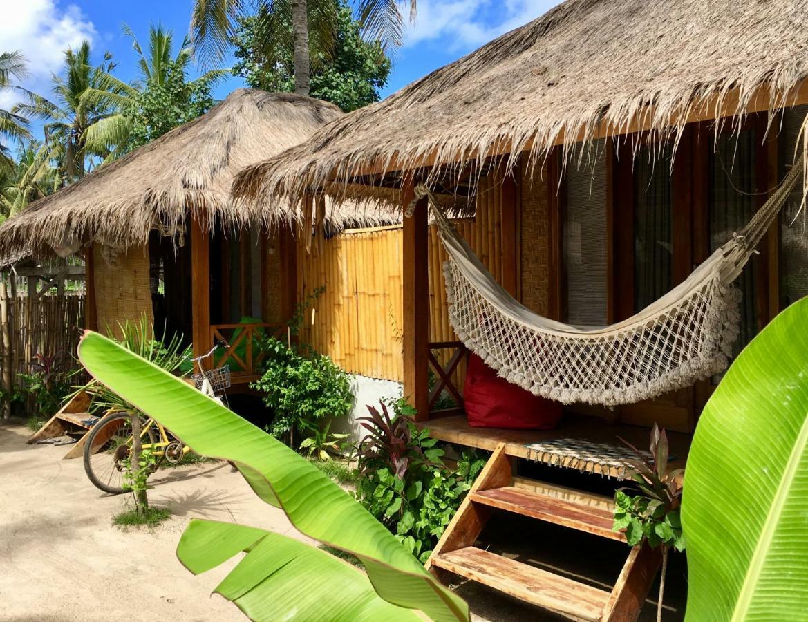 Rumah Canaria Bungalow Gili Trawangan Luaran gambar